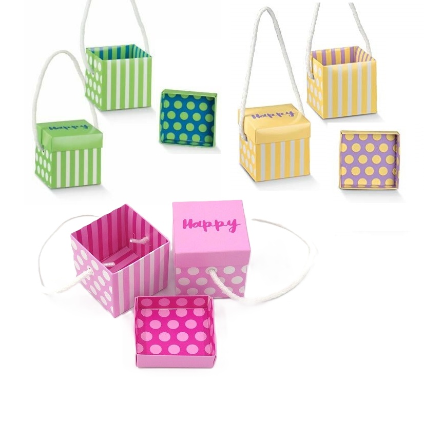 Scatoline portaconfetti Cubo con cordino colori assortiti