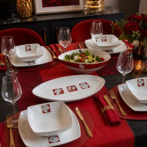 Servizio di Piatti Quadrati in Porcellana di Limoges – Collezione "Rose "