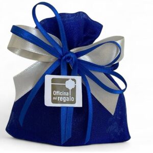 Sacchettino blu in tessuto per confetti confezionato chiusura con tirante e nastri