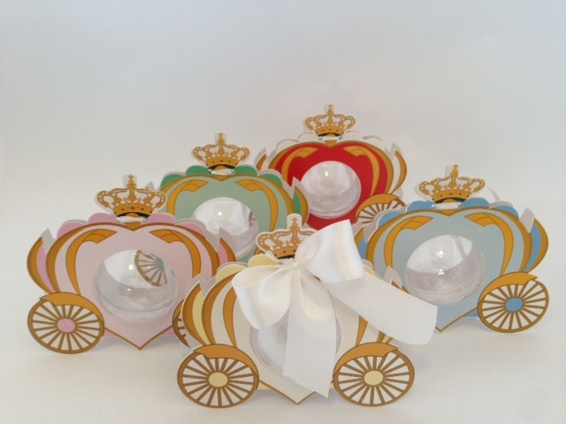 Conf. 10 pz carrozza porta confetti