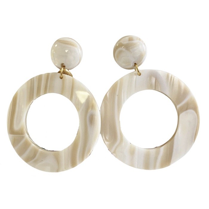 Orecchini cerchio con toppa in resina Paviè Bijoux