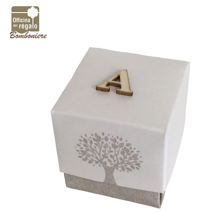 Scatolina portaconfetti cubo Albero della Vita con Iniziale in legno