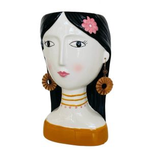 Vaso ragazza con orecchini