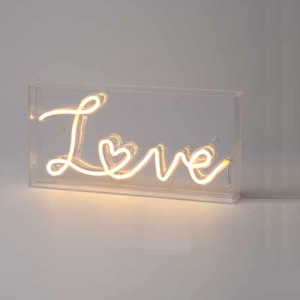 Scritta Love con luce led su Plexiglass trasparente