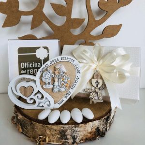Icona Bambina Comunione con cuore legno e resina Bomboniera