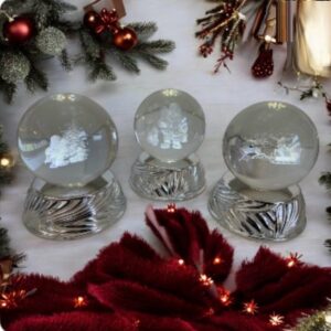 Sfere di Cristallo Natalizie con soggetti natalizi e Luce LED
